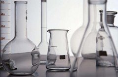 玻璃器皿上的污垢怎么清理？泡酒/實驗用器皿的清理小竅門